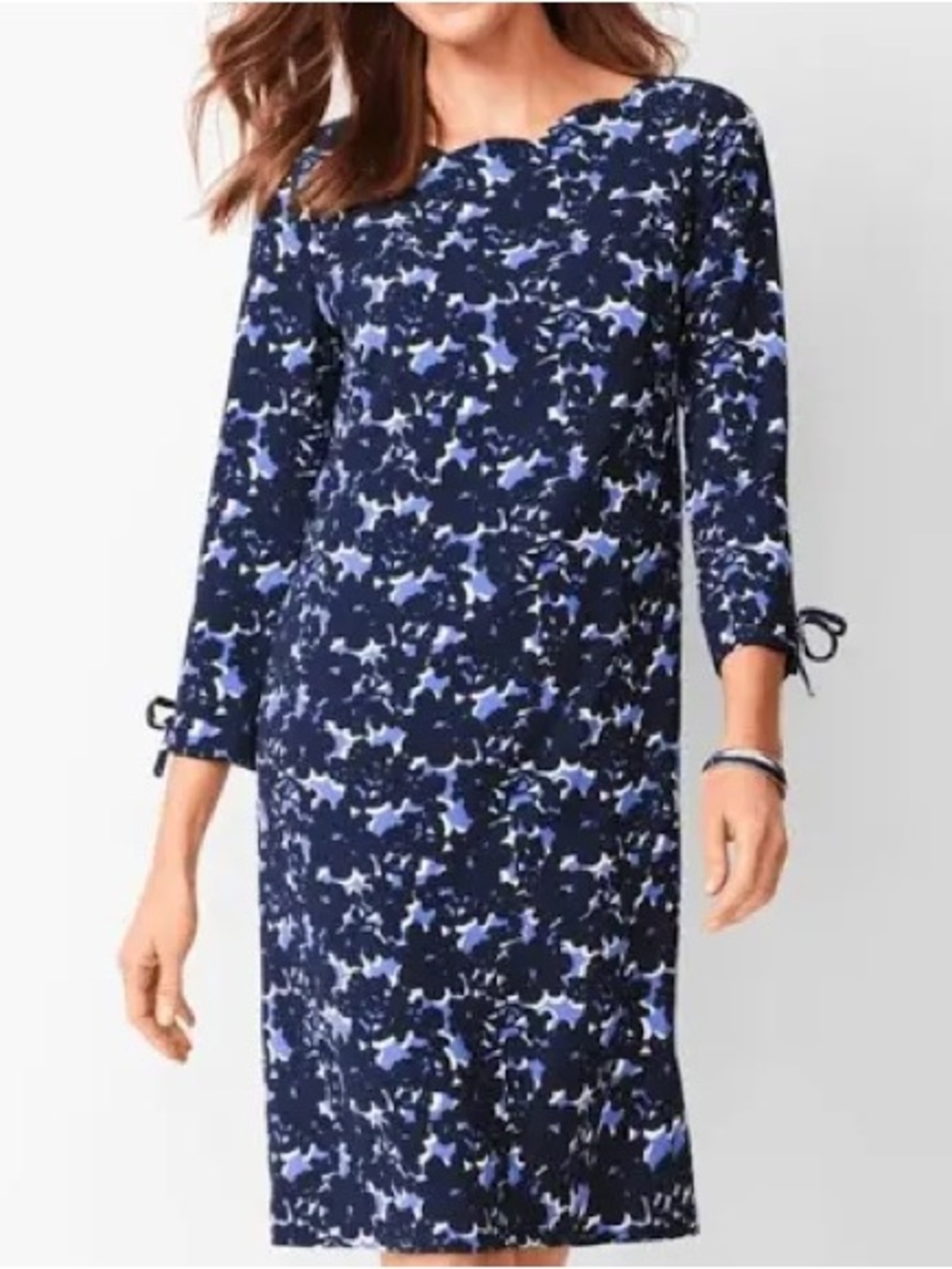 Talbots Crepe Shift Dress Blue Floral Tie Bow Sleeve Scalloped Neckline Size 8P